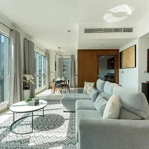 https://apt-class-home-superb-1br-with-full-burj-khalifa-view.dubaihotelsoffers.com